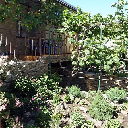 Guest House Kamenny Dom كارولينو بوهاز المظهر الخارجي الصورة